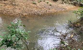 Imagem 6: Sitio 80.000m², com casa, rio nos fundos, poço artesiano, barracão de caseiro, Baldim