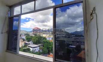 Imagem 4: Cobertura : / Residencial / Centro