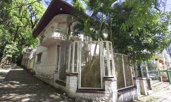 Imagem: CASA NO BAIRRO MOINHOS DE VENTO