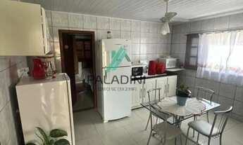 Imagem 7: Venda casa com amplo quintal no bairro Vila Nova Alvorada em Imbituba SC perto do mar