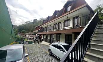 Imagem: Apartamento duplex, com 2 quartos e 2 banheiros