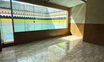 Imagem 6: Casa reformada | 4 quartos | piscina