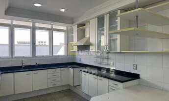 Imagem 3: Casa em condomínio à venda no Condomínio Reserva Colonial em Valinhos/SP