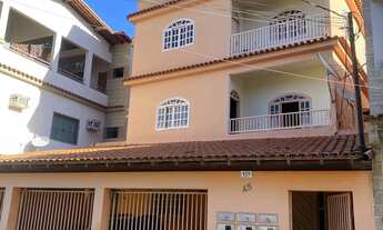 Imagem: Prédio com três casas independente