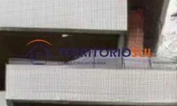 Imagem: Apartamento com piscina na sacada e 3 vagas