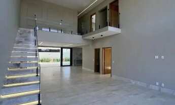 Imagem 4: Sobrado com 4 suítes à venda, 300 m² por R$ 2.900.000 - Residencial Goiânia Golfe Clube