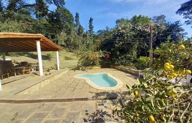 Imagem 6: Casa para Venda em Teresópolis, Granja Mafra, 4 dormitórios, 2 suítes, 4 banheiros, 10 vag