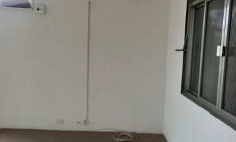 Imagem 2: ALUGO SALA Apartamento com 1 banheiro