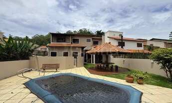 Imagem: Casa de 304m² com 5 quartos sendo 2 suítes