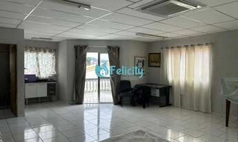 Imagem 5: Casa Terrea 3 dorms, 3 suítes, 4 vagas no Jardim Maria Eugenia