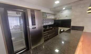 Imagem 4: Vista Privilegiada e Conforto: 3 Quartos (1 Suíte) no Centro - Último Andar