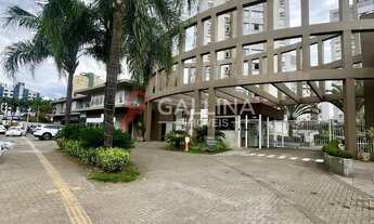 Imagem 2: Apartamento tres dormitorios, uma suite e duas garagens