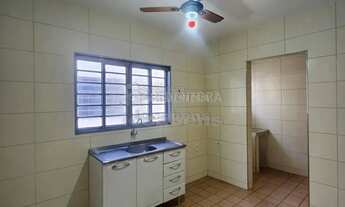 Imagem 3: Vila São José - Apartamento de 02 dormitórios com armários e ventiladores de teto
