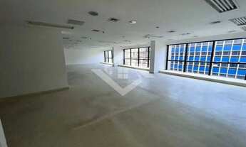 Imagem 3: Andar Corporativo 580m² na Principal Via do Centro com Ar Central