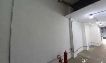 Imagem 3: LOJA e MEZZANINO COM 158m² ÁREA ÚTIL - 2 ANDARES NA AV. PROFESSOR ALFONSO BOVERO - POMPEIA