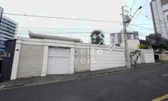 Imagem: Residência Com Piscina E Edícula - Centro