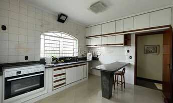 Imagem 6: Sobrado à venda em Campinas, Jardim Nova Europa, com 4 quartos, com 248 m²