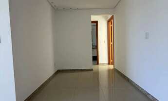 Imagem 7: Apartamento Espaçoso de 130m² com 3 Quartos e Suíte