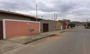 Imagem: Casa 3q, 1bh, 6vagas, quintal - Verde Vale