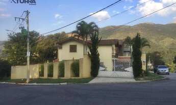 Imagem: Casa com 4 dormitórios à venda de 195