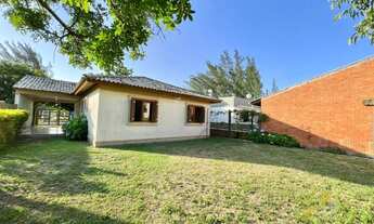 Imagem 2: Casa e Sobrado de 3 dormitórios à Venda - Xangri-lá