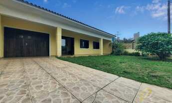 Imagem 2: Casa e Sobrado de 4 dormitórios à Venda - Xangri-lá