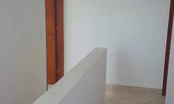 Imagem 6: Sobrado para venda possui 80 metros quadrados com 3 quartos em Residencial Europa - Ibiúna