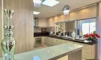 Imagem 2: Casa para venda com 290 metros quadrados com 3 quartos em Granja Julieta - São Paulo - SP