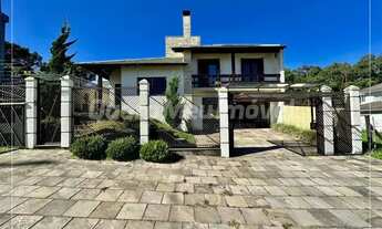 Imagem: Belíssima casa com piscina no São Luiz