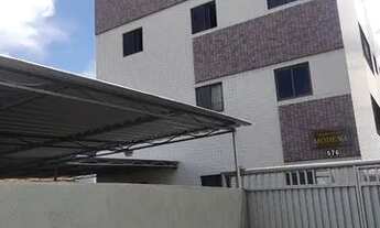 Imagem: Alugo no Bessa. APT térreo.3 qts e área