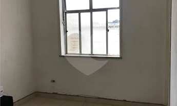 Imagem 2: Apartamento 2 quartos com dependência, para venda no Méier