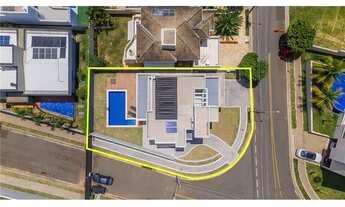 Imagem 2: Casa de Condomínio para venda em Swiss Park de 300.00m² com 3 Quartos, 1 Suite e 4 Garagen