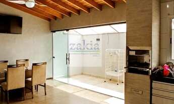 Imagem 4: Linda Casa de Condomínio com 2 dormitórios, sendo 1 suíte e 2 vagas de garagem