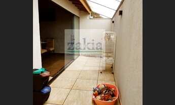 Imagem 7: Linda Casa de Condomínio com 2 dormitórios, sendo 1 suíte e 2 vagas de garagem