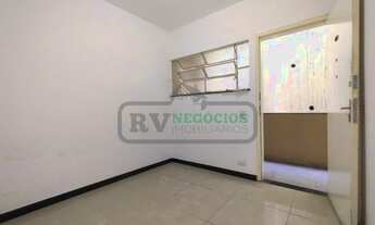 Imagem 5: RV2999ÃT *OPORTUNIDADE: ap. 1/4 SALA de frente, na RUA SANTO ANTÔNIO, todo em porcelanato