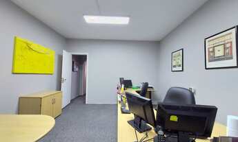 Imagem 2: Imóvel único na Joaquim Antunes - comercial com 288m² 3 vagas