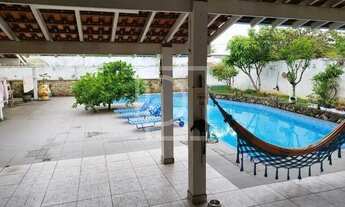 Imagem 2: Oportunidade! Casa á venda no Alphaville 01, preço de terreno!