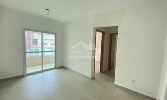 Imagem 2: Apartamento 2 dormitórios sendo 1 suíte, sacada gourmet, 2 vagas na Ocian á 300 mts da pra