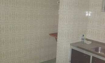 Imagem 4: Apartamento para aluguel e venda possui 50 metros quadrados com 2 quartos