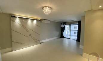 Imagem 4: Apartamento para venda com 131 metros quadrados com 3 quartos em Estreito - Florianópolis