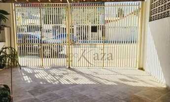 Imagem 4: Casa - Jd. Satélite para venda possui 180 metros quadrados com 2 quartos