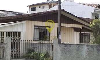 Imagem 5: Casa com amplo terreno no Santa Cândida - Curitiba
