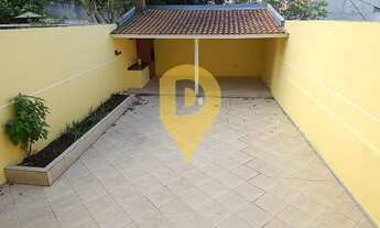 Imagem 3: Deck Imoveis vende excelente sobrado em lugar privilegiado do bairro Pilarzinho contendo 3