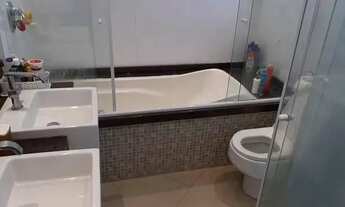 Imagem 5: Sobrado para aluguel possui 300 metros quadrados com 4 quartos em Ponta da Praia - Santos