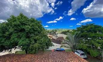 Imagem 6: Casa de condomínio sobrado para venda tem 300 metros quadrados com 5 quartos