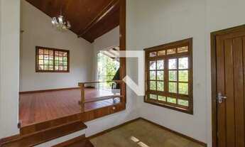 Imagem 5: Casa para Aluguel - Córrego Grande, 4 Quartos, 250 m2