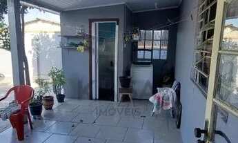 Imagem 7: Excelente casa com 02 dormitórios, sala de estar, cozinha, 02 banheiros sociais, área de s