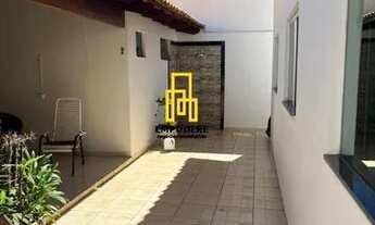 Imagem 7: Casa para Venda em Uberlândia, Alto Umuarama, 3 dormitórios, 1 suíte, 2 banheiros, 4 vagas