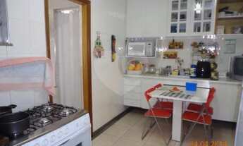 Imagem 4: Sinta-se morando numa casa com segurança de condomínio! Apartamento térreo com 3 quartos!