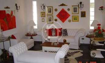 Imagem 3: SOBRADO 6 DORMITÓRIOS/PISCINA /ÁREA GOURMET